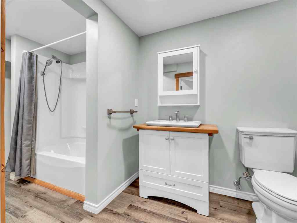 MLS® A2263120 - 332 5 Street SE in SE Hill Medicine Hat, Residential