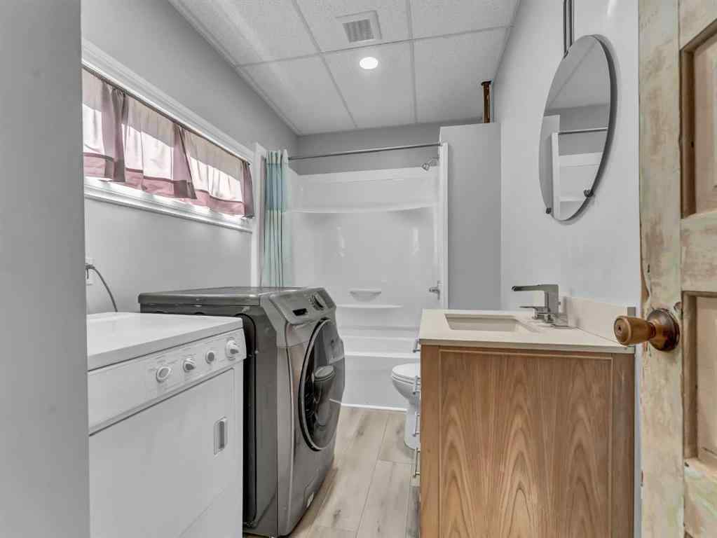 MLS® A2263120 - 332 5 Street SE in SE Hill Medicine Hat, Residential