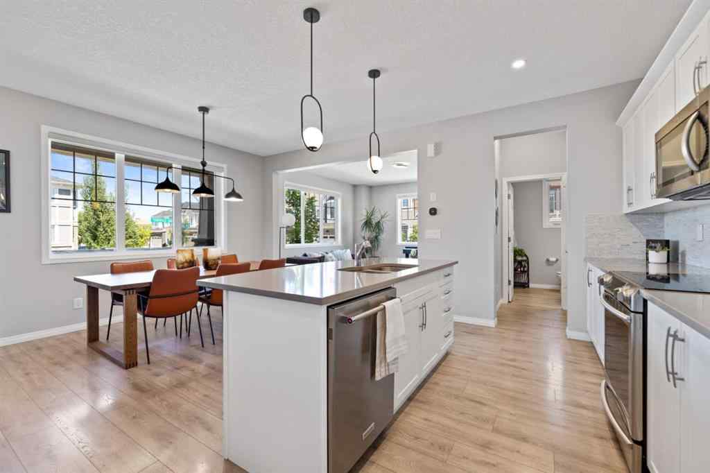 MLS® A2263123 - 19 Yorkville Gate SW in Yorkville Calgary, Residential