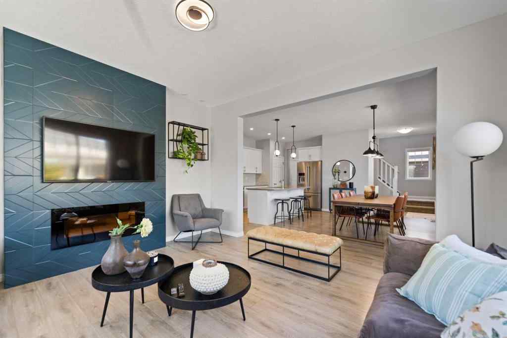 MLS® A2263123 - 19 Yorkville Gate SW in Yorkville Calgary, Residential