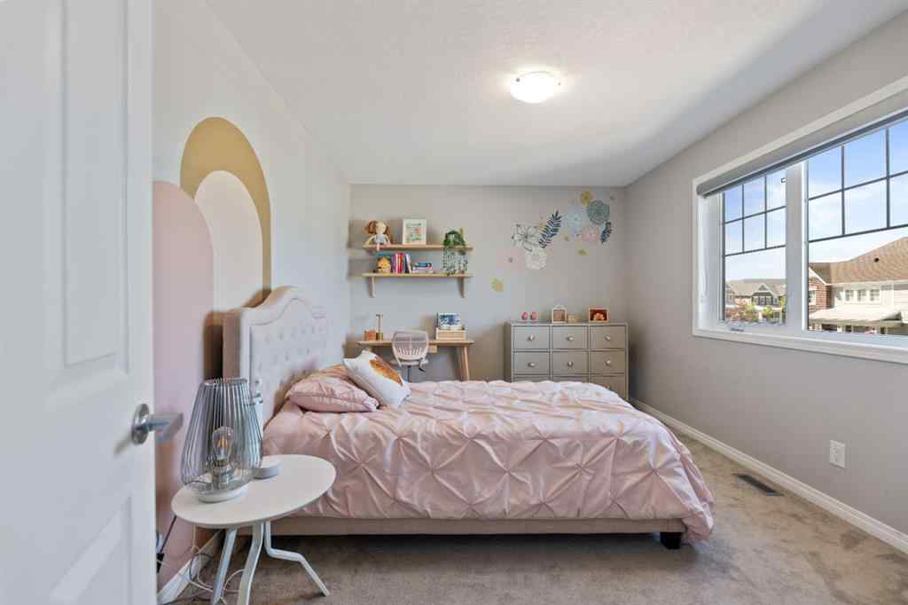 MLS® A2263123 - 19 Yorkville Gate SW in Yorkville Calgary, Residential