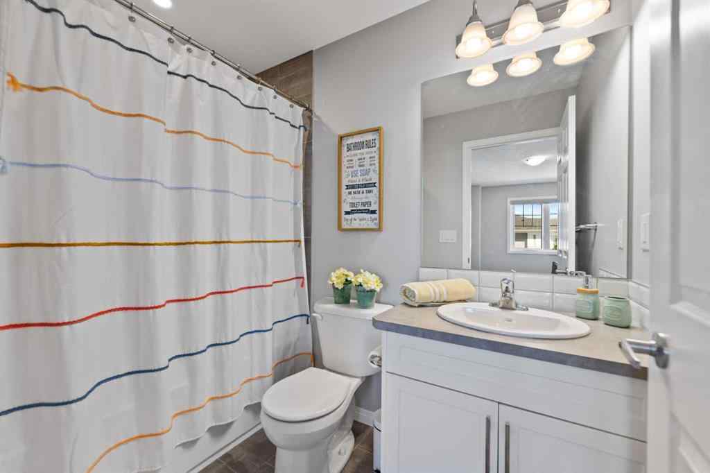 MLS® A2263123 - 19 Yorkville Gate SW in Yorkville Calgary, Residential