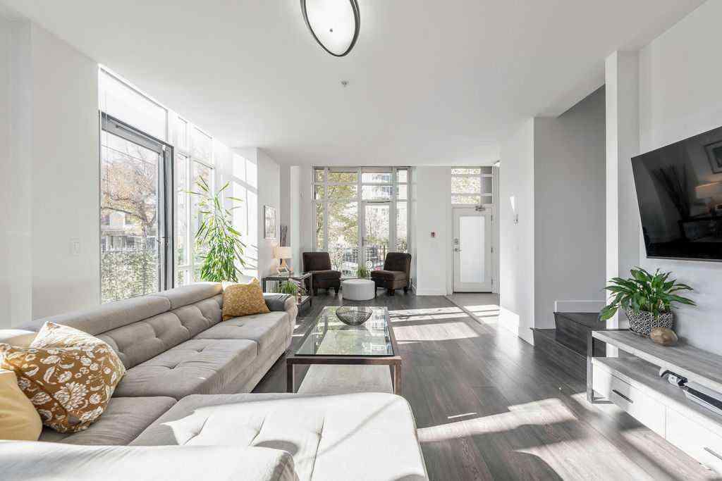 MLS® A2263130 - Unit #103 1500 7 Street SW in Beltline Calgary, Residential