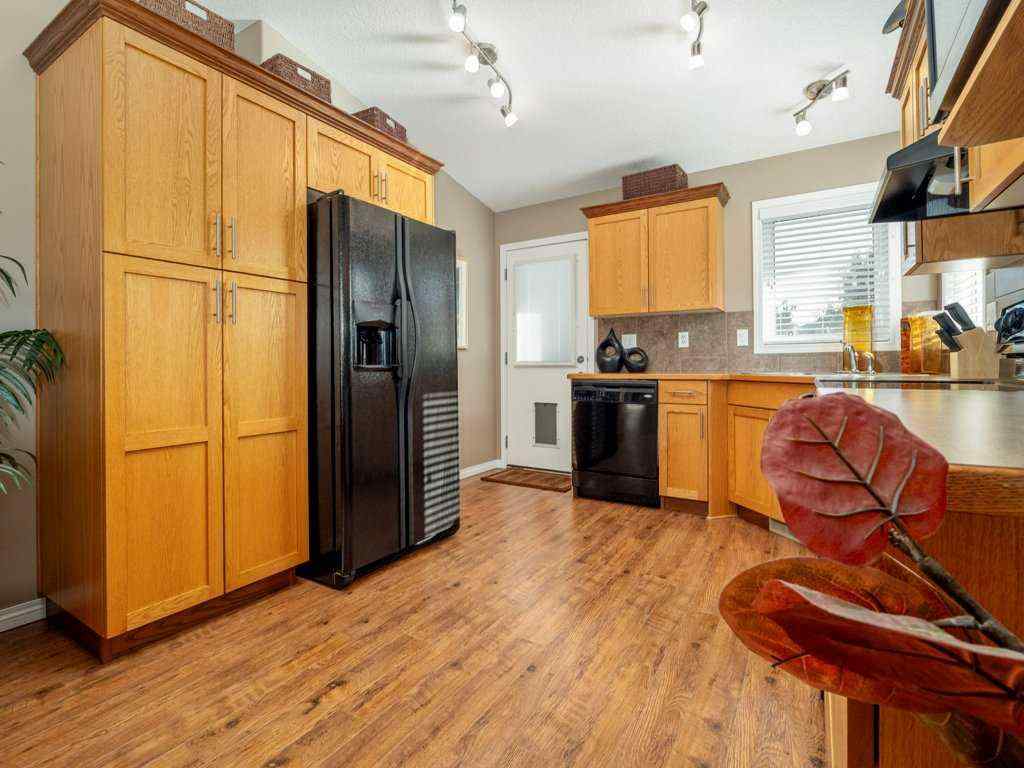 MLS® A2263131 - 27 Rivermill Landing W in Riverstone Lethbridge, Residential