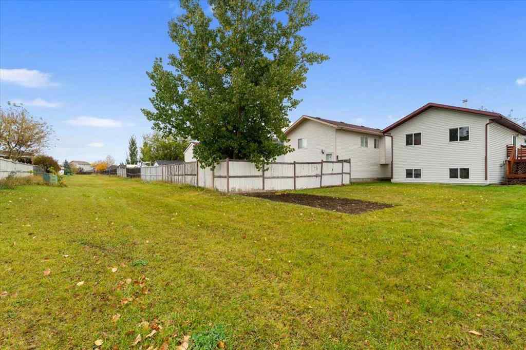 MLS® A2263132 - 6218 88A Street  in Countryside South Grande Prairie, Residential