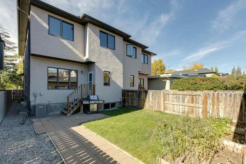 MLS® A2263133 - 2216 31 Street SW in Killarney/Glengarry Calgary, Residential