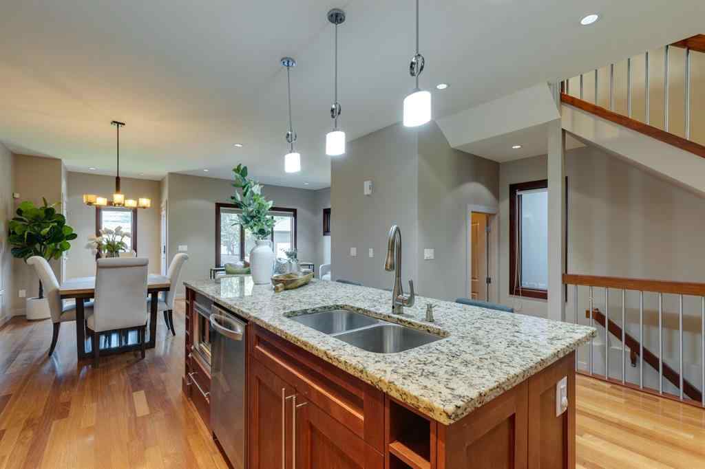 MLS® A2263133 - 2216 31 Street SW in Killarney/Glengarry Calgary, Residential