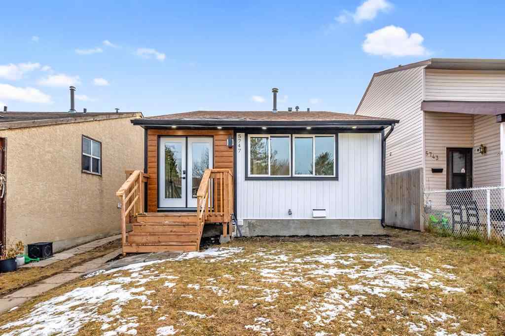 MLS® A2263134 - 5747 24 Avenue NE in Pineridge Calgary, Residential