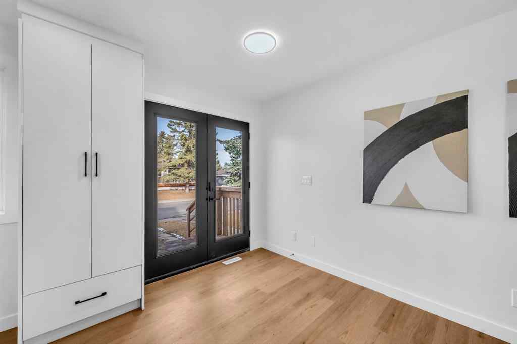 MLS® A2263134 - 5747 24 Avenue NE in Pineridge Calgary, Residential