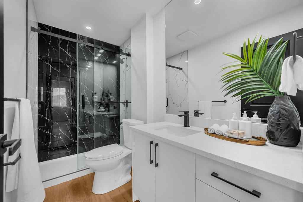 MLS® A2263134 - 5747 24 Avenue NE in Pineridge Calgary, Residential