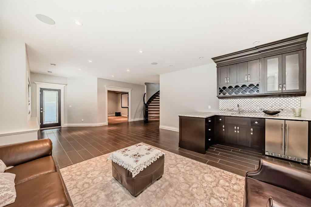 MLS® A2263135 - 19 Aspen Ridge Heath SW in Aspen Woods Calgary, Residential