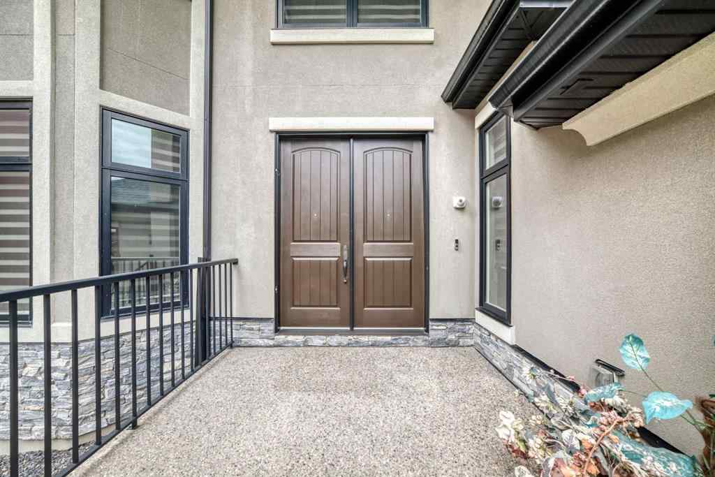MLS® A2263135 - 19 Aspen Ridge Heath SW in Aspen Woods Calgary, Residential