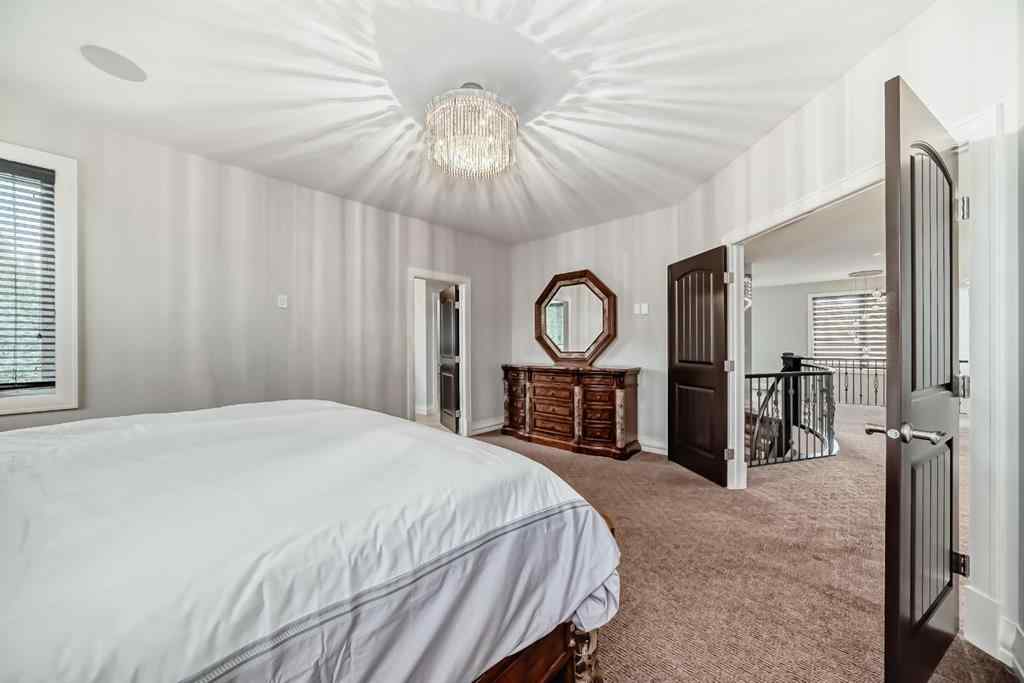 MLS® A2263135 - 19 Aspen Ridge Heath SW in Aspen Woods Calgary, Residential