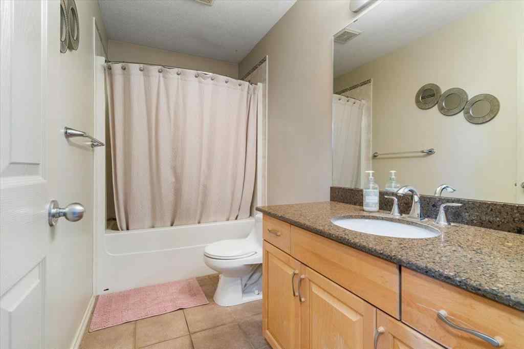 MLS® A2263141 - 11910 CYGNET Boulevard  in Crystal Lake Estates Grande Prairie, Residential