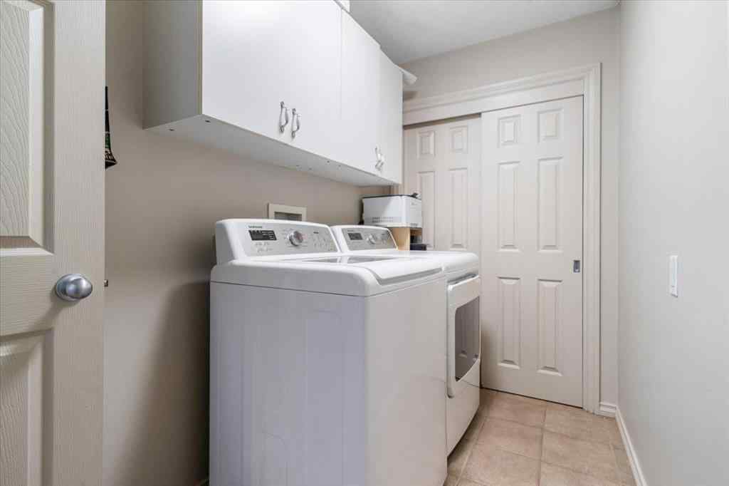 MLS® A2263141 - 11910 CYGNET Boulevard  in Crystal Lake Estates Grande Prairie, Residential