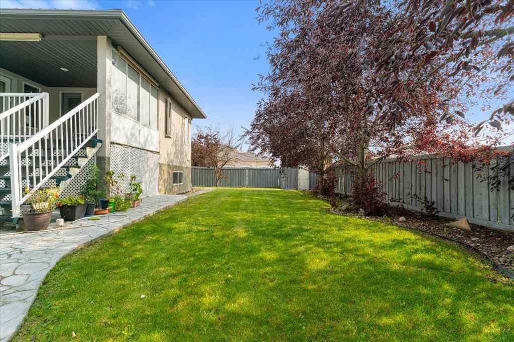 MLS® A2263141 - 11910 CYGNET Boulevard  in Crystal Lake Estates Grande Prairie, Residential