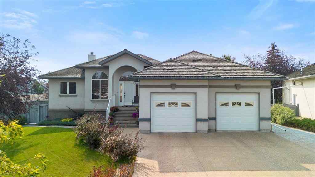 MLS® A2263141 - 11910 CYGNET Boulevard  in Crystal Lake Estates Grande Prairie, Residential