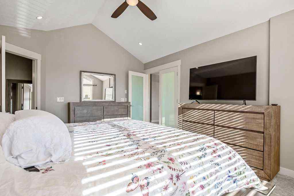 MLS® A2263145 - 137 Magenta Crescent  in Rainbow Falls Chestermere, Residential