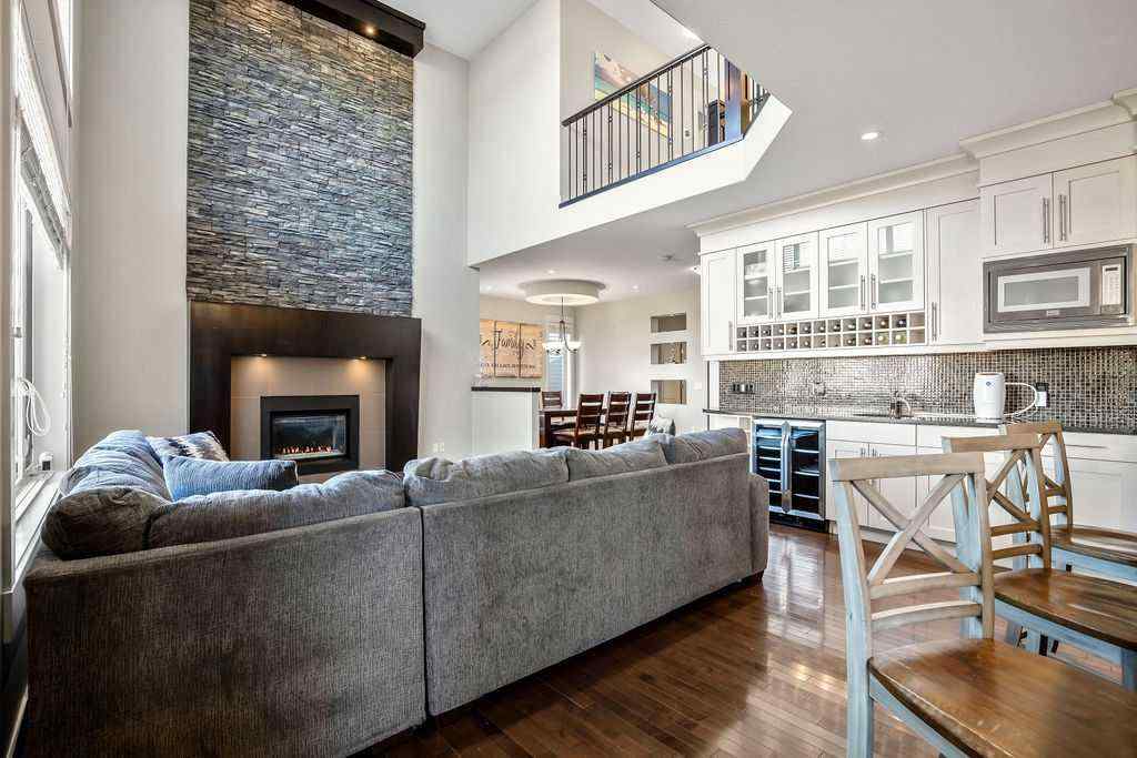 MLS® A2263145 - 137 Magenta Crescent  in Rainbow Falls Chestermere, Residential