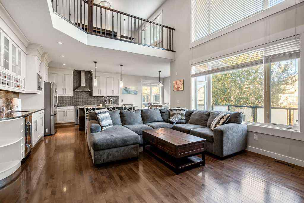 MLS® A2263145 - 137 Magenta Crescent  in Rainbow Falls Chestermere, Residential