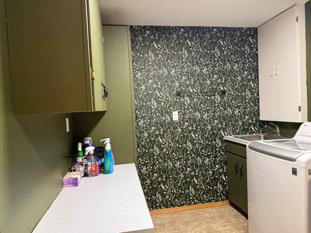 MLS® A2263146 - 1148 Newcastle Road   in Newcastle Drumheller, Residential