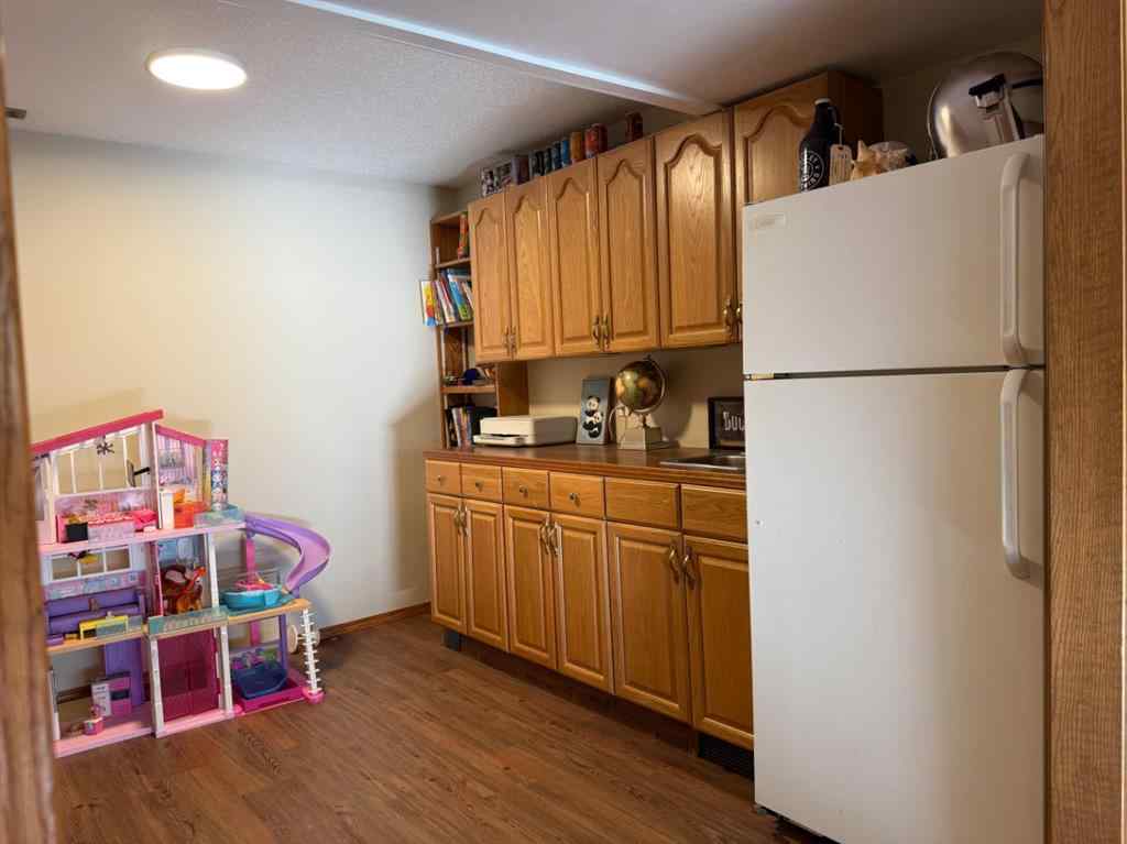 MLS® A2263146 - 1148 Newcastle Road   in Newcastle Drumheller, Residential