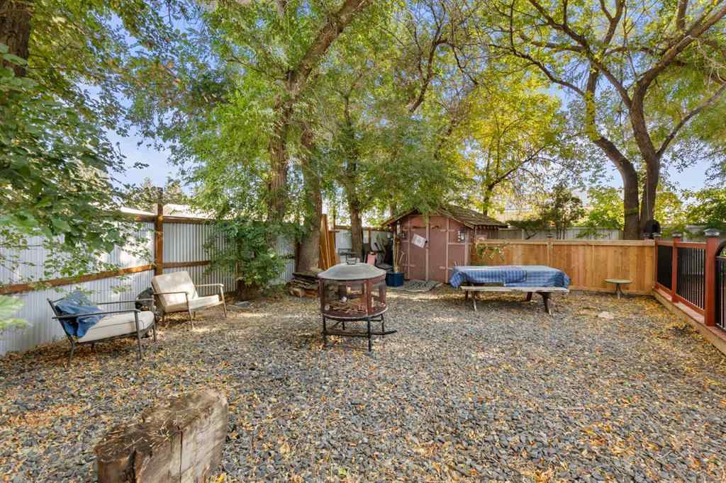 MLS® A2263148 - 8 Cypress Way SE in Southview-Park Meadows Medicine Hat, Residential