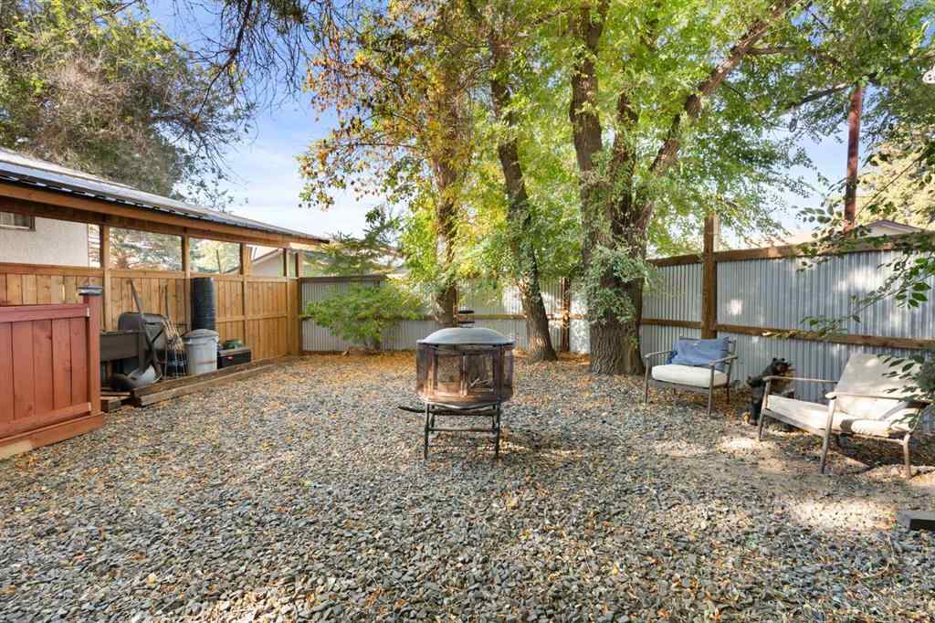 MLS® A2263148 - 8 Cypress Way SE in Southview-Park Meadows Medicine Hat, Residential