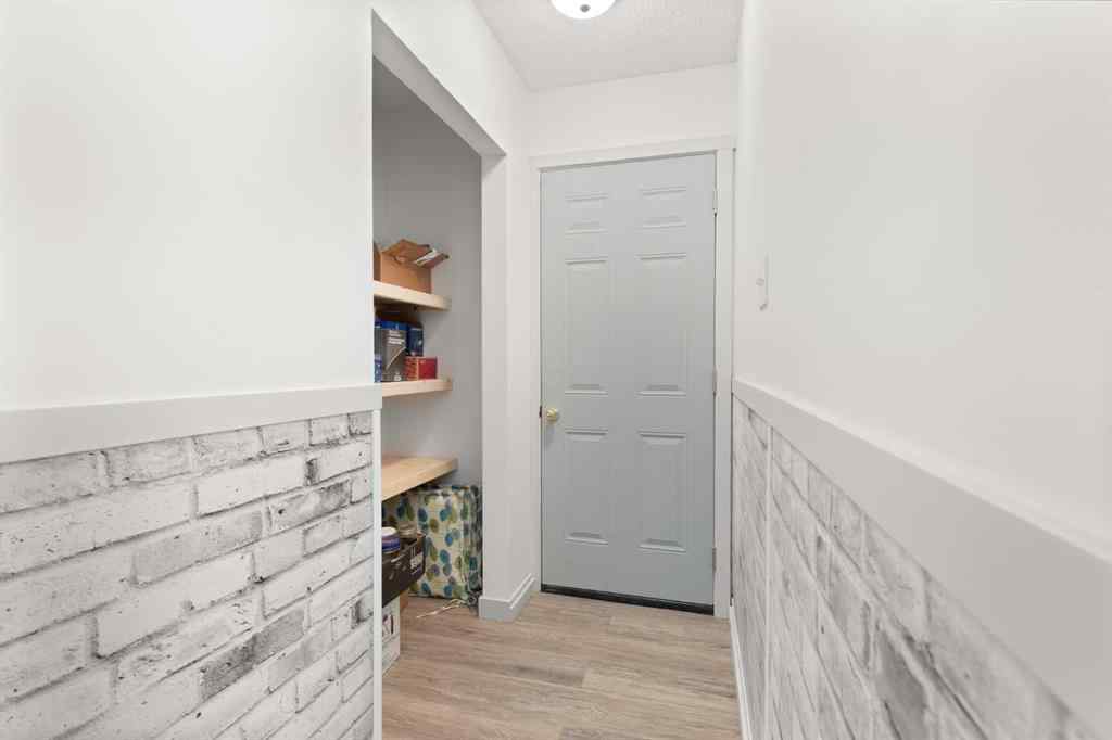 MLS® A2263148 - 8 Cypress Way SE in Southview-Park Meadows Medicine Hat, Residential