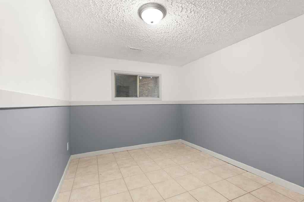 MLS® A2263148 - 8 Cypress Way SE in Southview-Park Meadows Medicine Hat, Residential