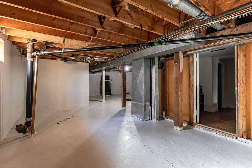 MLS&reg; # A2263150 - 738 8 Street SE in River Flats Medicine Hat, Residential Open Houses