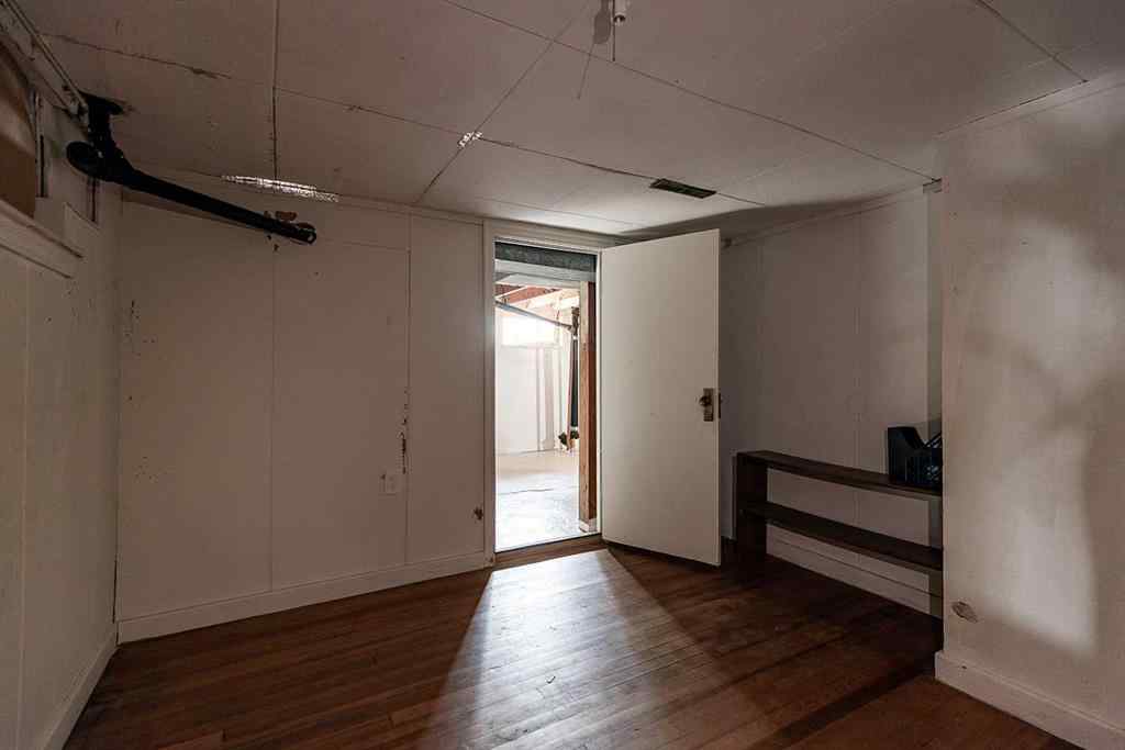 MLS&reg; # A2263150 - 738 8 Street SE in River Flats Medicine Hat, Residential Open Houses