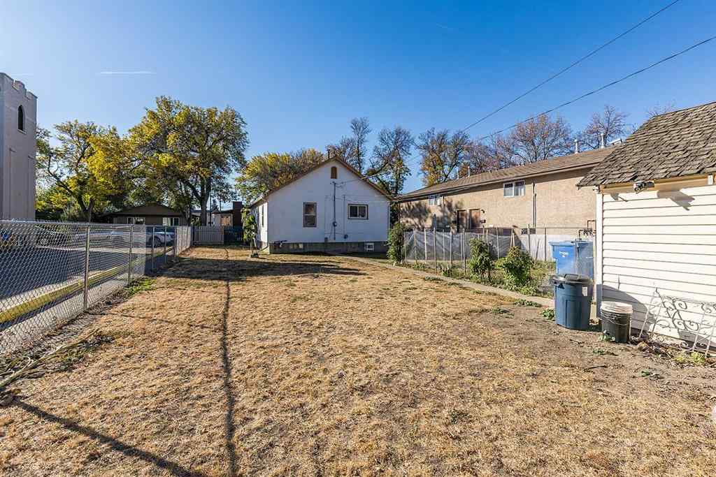 MLS&reg; # A2263150 - 738 8 Street SE in River Flats Medicine Hat, Residential Open Houses