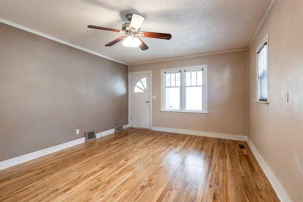 MLS&reg; # A2263150 - 738 8 Street SE in River Flats Medicine Hat, Residential Open Houses