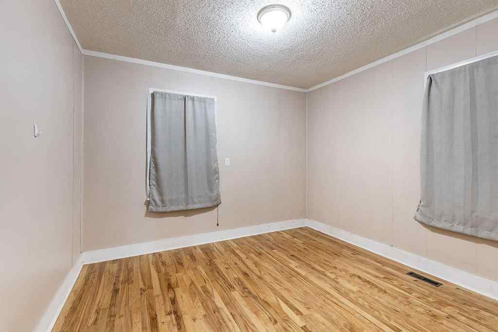 MLS&reg; # A2263150 - 738 8 Street SE in River Flats Medicine Hat, Residential Open Houses