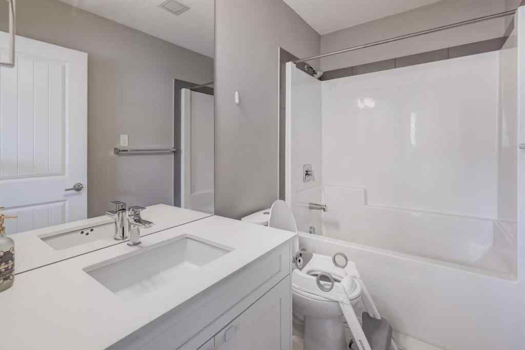 MLS® A2263157 - Unit #315 100 Auburn Meadows Common SE in Auburn Bay Calgary, Residential