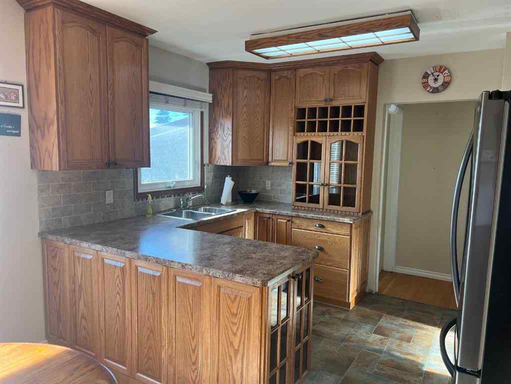 MLS® A2263158 - 4611 Fortune Road SE in Forest Heights Calgary, Residential