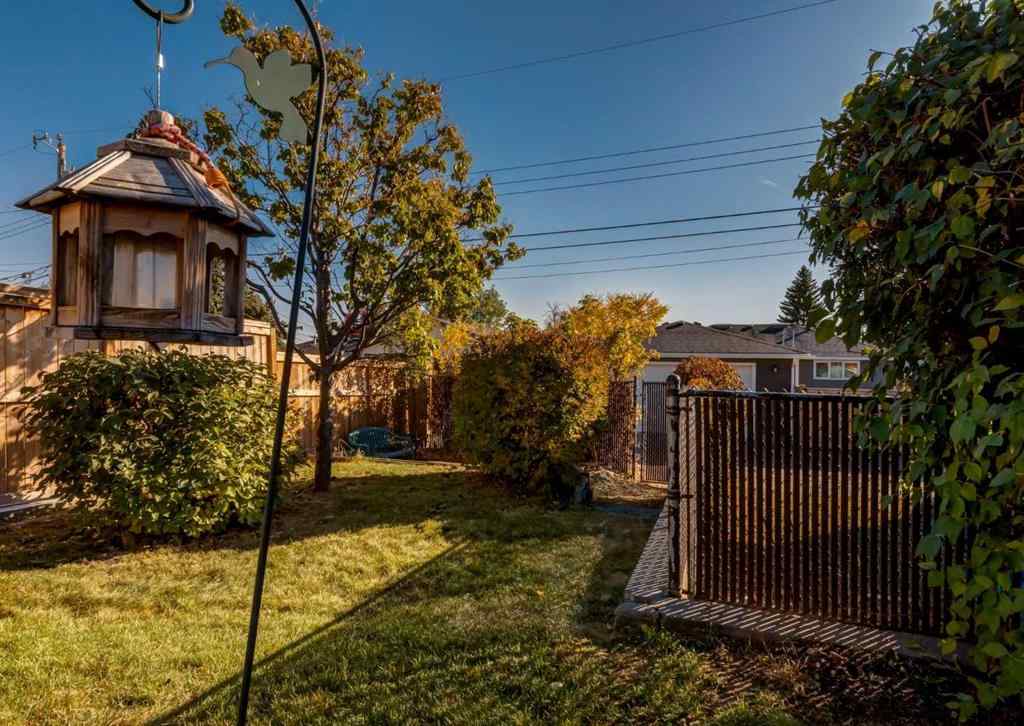 MLS® A2263158 - 4611 Fortune Road SE in Forest Heights Calgary, Residential