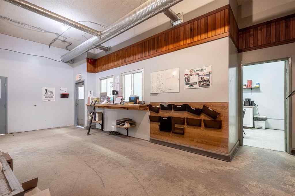 MLS® A2263160 - 4702 40 Avenue  in East Lloydminster Lloydminster, Commercial