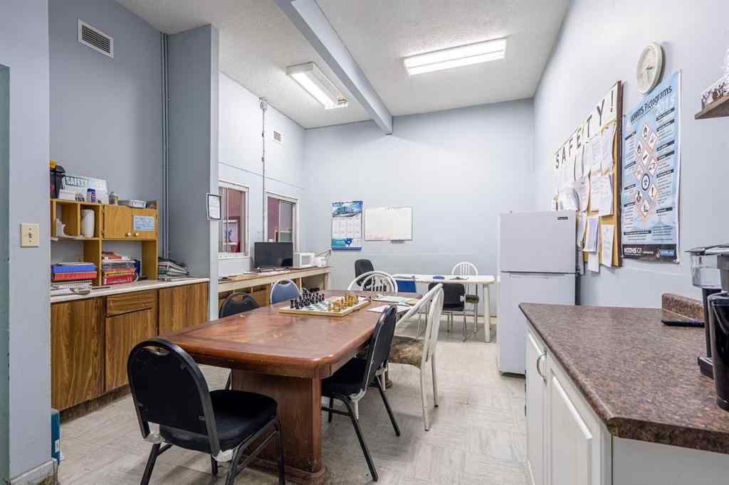 MLS® A2263160 - 4702 40 Avenue  in East Lloydminster Lloydminster, Commercial