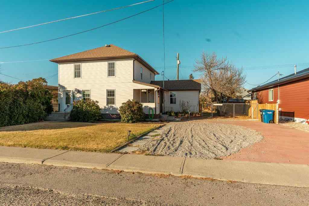 MLS® A2263161 - 451 20 Street  in NONE Fort Macleod, Residential
