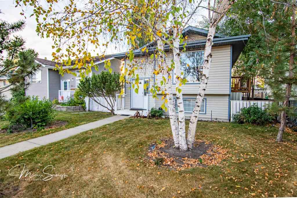 MLS® A2263163 - 5851 58 Avenue  in Riverside Meadows Red Deer, Residential