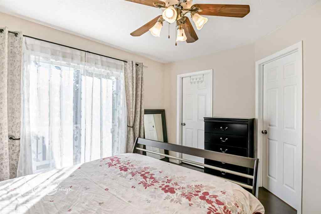 MLS® A2263163 - 5851 58 Avenue  in Riverside Meadows Red Deer, Residential