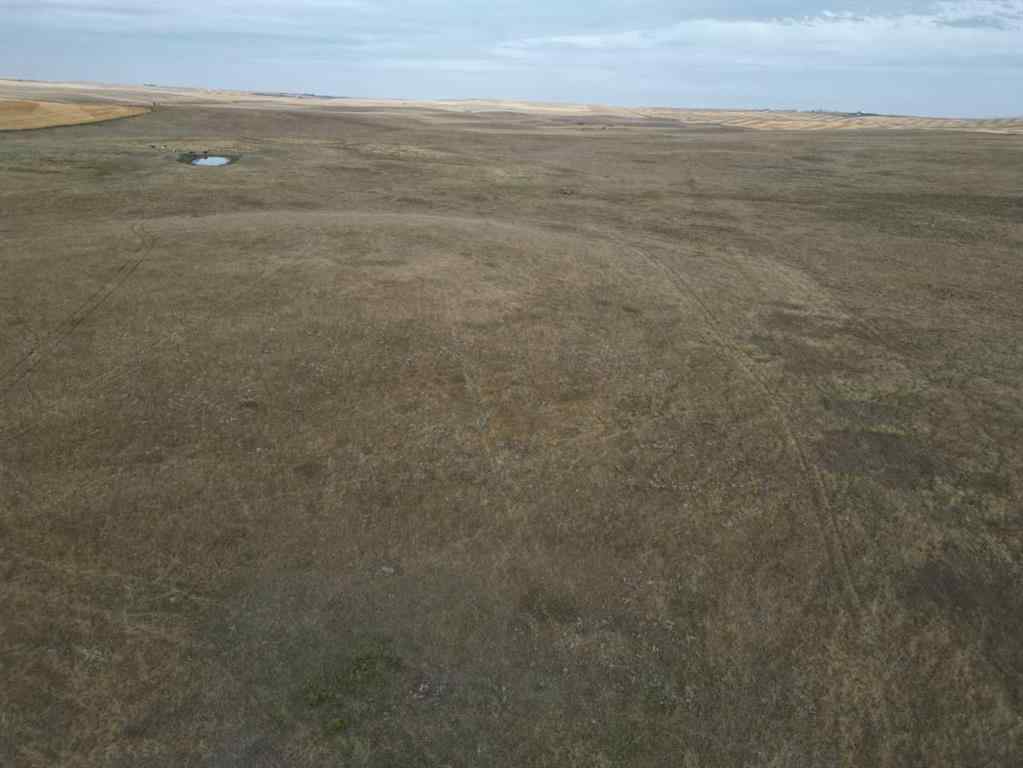 MLS® A2263165 -  North East  29 28 18 W4   in NONE Rural Starland County, Land