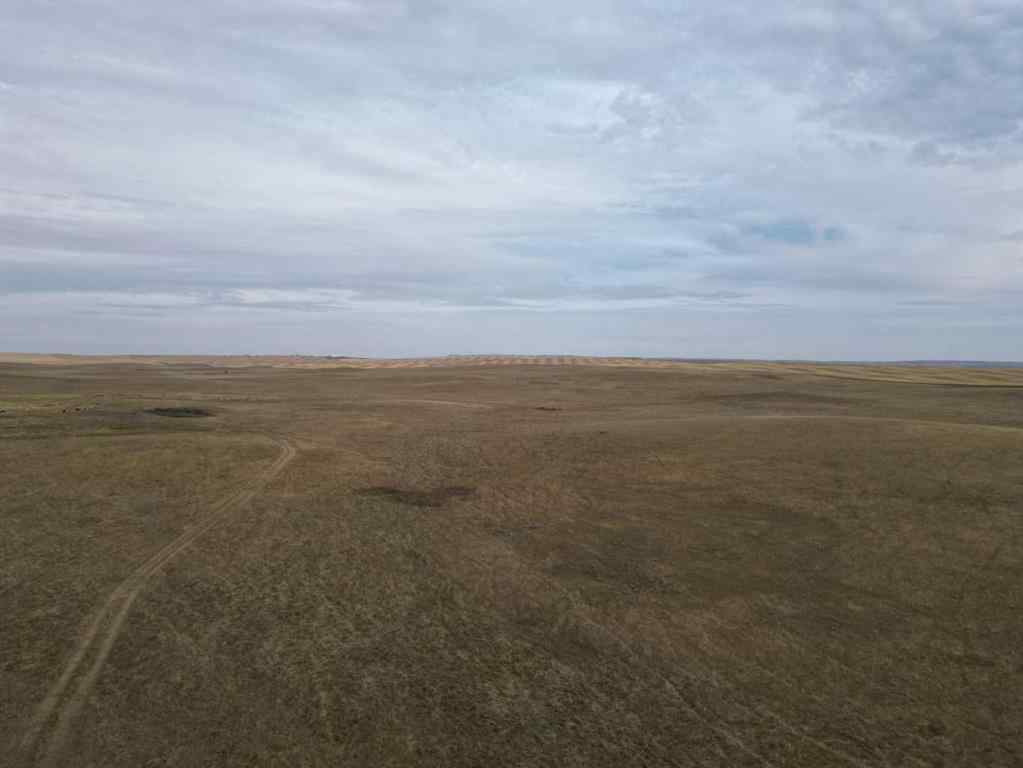 MLS® A2263165 -  North East  29 28 18 W4   in NONE Rural Starland County, Land