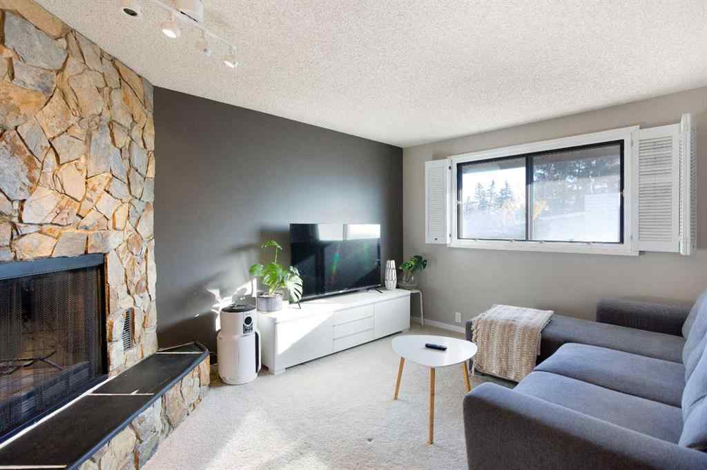MLS® A2263170 - Unit #19 5019 46 Avenue SW in Glamorgan Calgary, Residential
