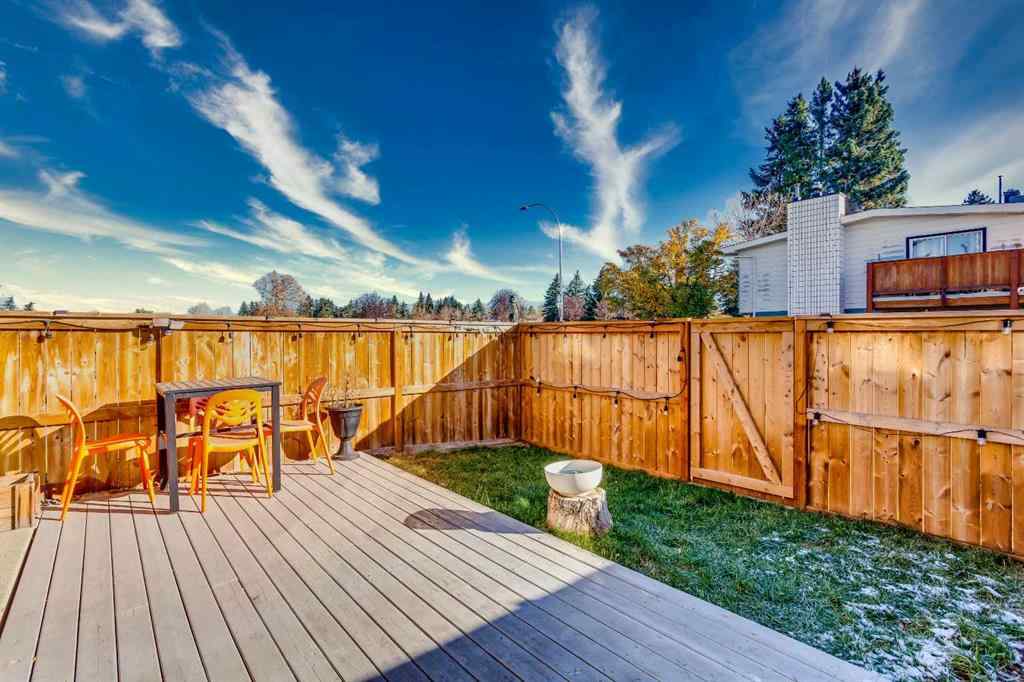 MLS® A2263170 - Unit #19 5019 46 Avenue SW in Glamorgan Calgary, Residential