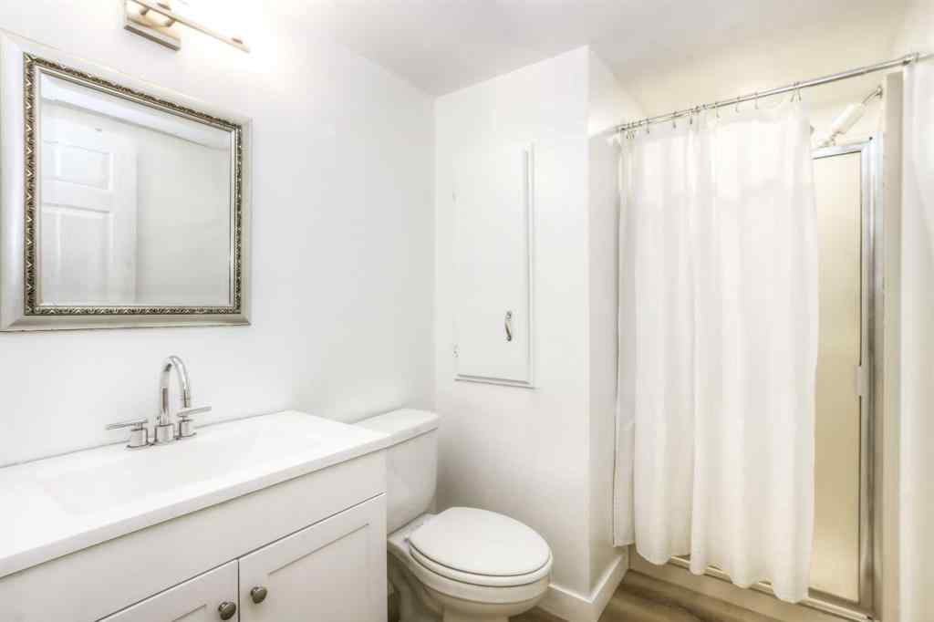 MLS® A2263171 - 511 Cedarille Crescent SW in Cedarbrae Calgary, Residential