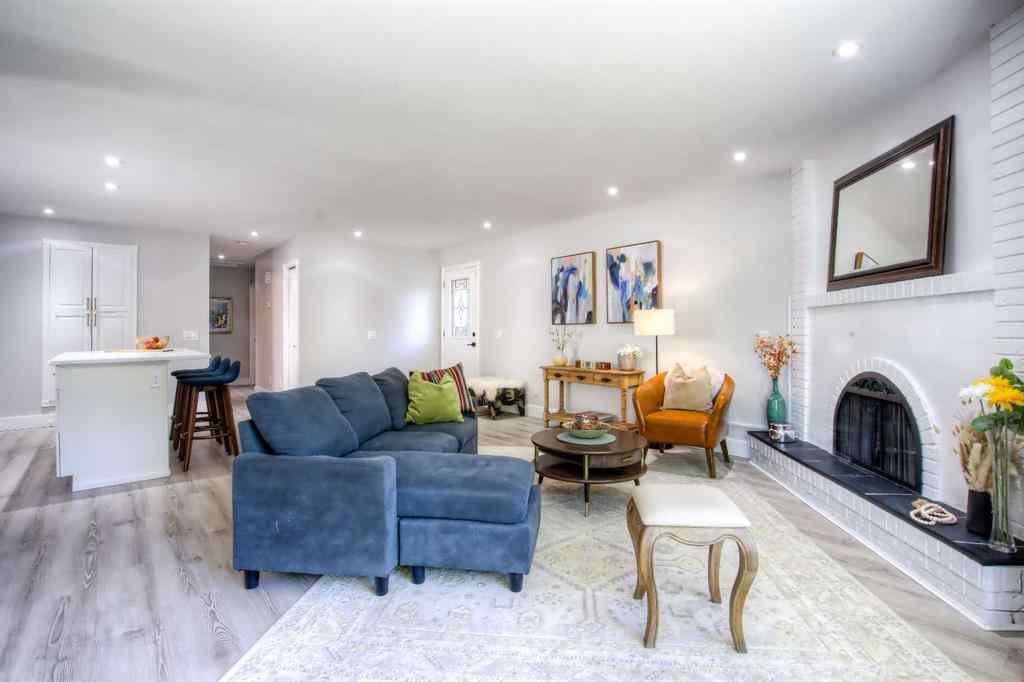 MLS® A2263171 - 511 Cedarille Crescent SW in Cedarbrae Calgary, Residential