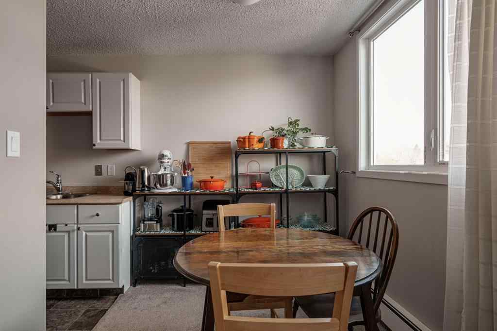 MLS® A2263172 - Unit #403 310 4 Avenue NE in Crescent Heights Calgary, Residential